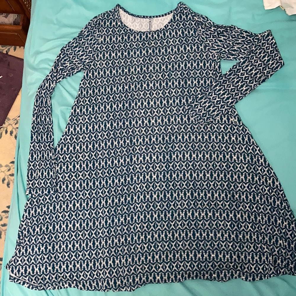 2/$20 Old Navy knit jersey swing dress